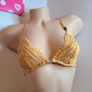 Victoria's Secret BBV Lace Unlined Plunge Underwire Bra Size 32B